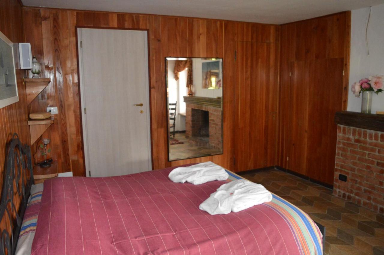 L'Uovo E La Faina Bed & Breakfast Busca ภายนอก รูปภาพ