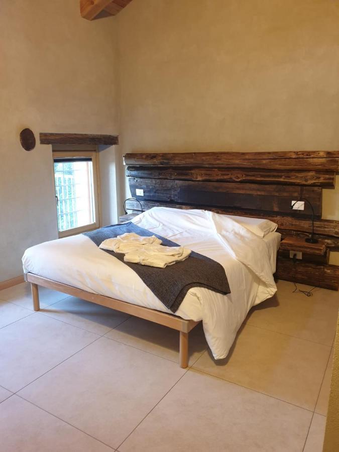 L'Uovo E La Faina Bed & Breakfast Busca ภายนอก รูปภาพ