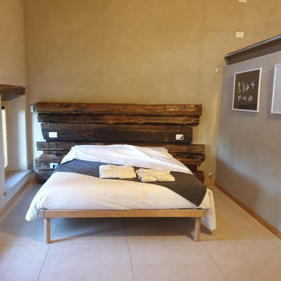 L'Uovo E La Faina Bed & Breakfast Busca ภายนอก รูปภาพ